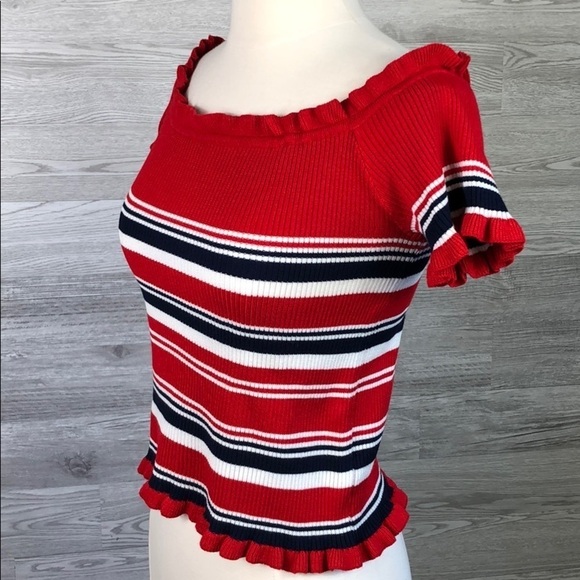 NWOT Almost Famous Ribbed Stretch Tee - Picture 2 of 10